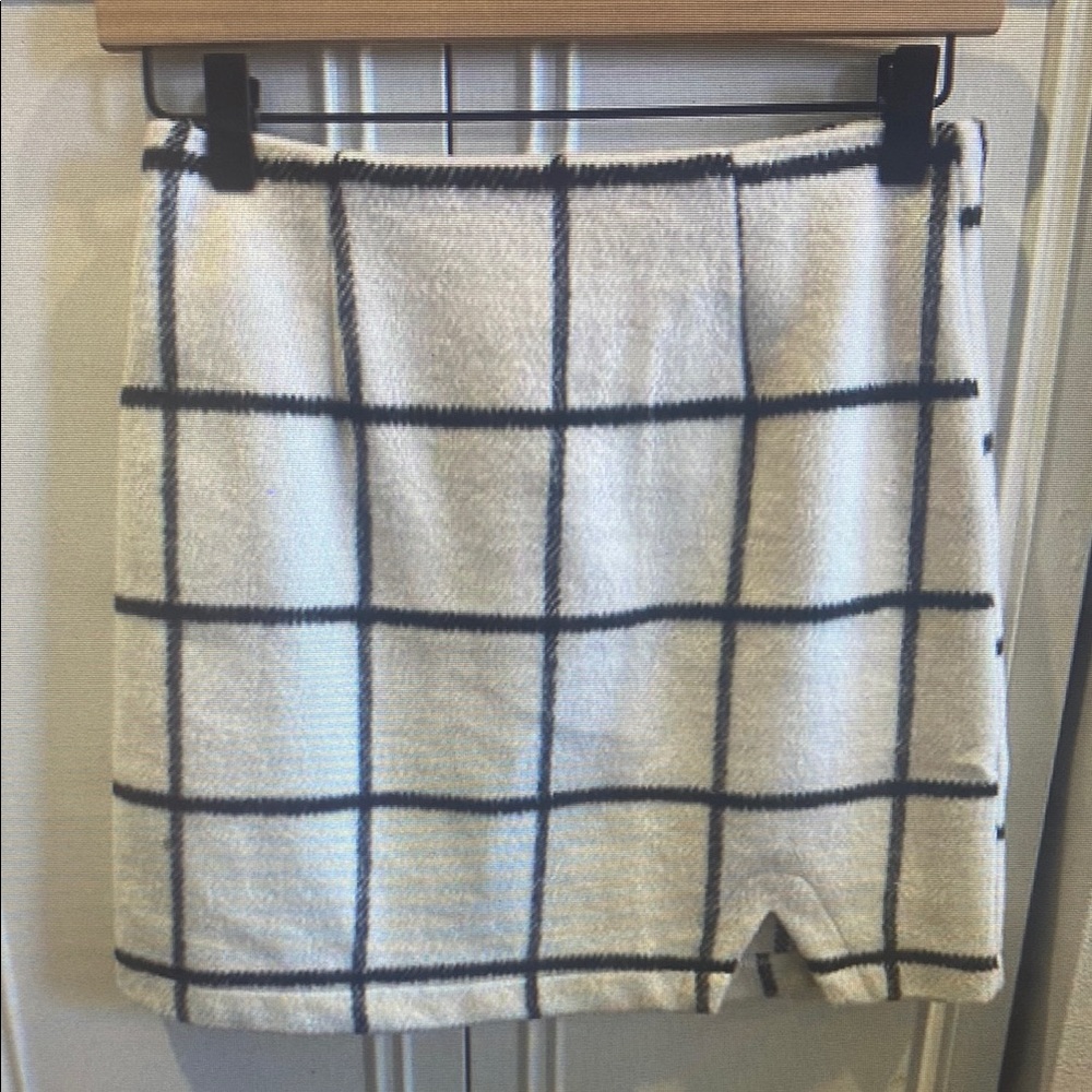 LuLu’s White Plaid Mini Skirt